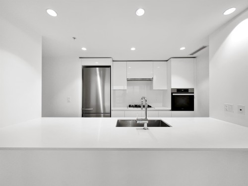 9Xx-5766 Gilbert Road, Richmond, BC 