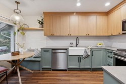 15-901 17 Street W North Vancouver, BC V7P 1V8