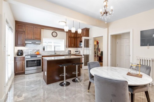 4318 11Th Avenue W, Vancouver, BC 