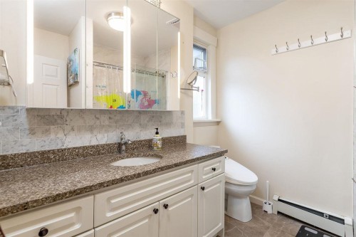 4318 11Th Avenue W, Vancouver, BC 