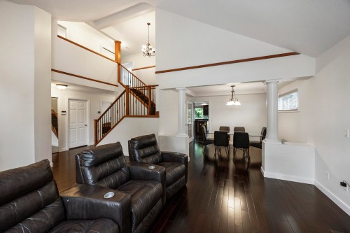 1612 Plateau Crescent, Coquitlam, BC 