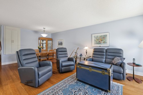 1518 Mahon Avenue, North Vancouver, BC 