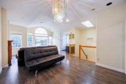 4774 Knight Street  Vancouver, BC V5N 3N2