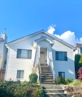 261 65th Avenue E Vancouver, BC V5X 2P3