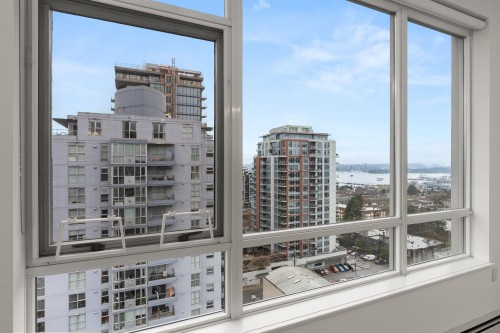 1404-120 16Th Street W, North Vancouver, BC 