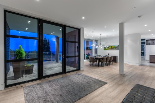 1065 Groveland Road, West Vancouver, BC 