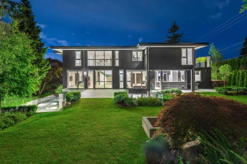 1065 Groveland Road, West Vancouver, BC 
