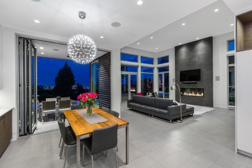 1065 Groveland Road, West Vancouver, BC 