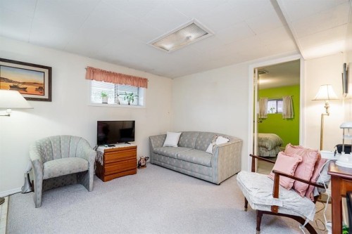 10 Falaise Place, Vancouver, BC 