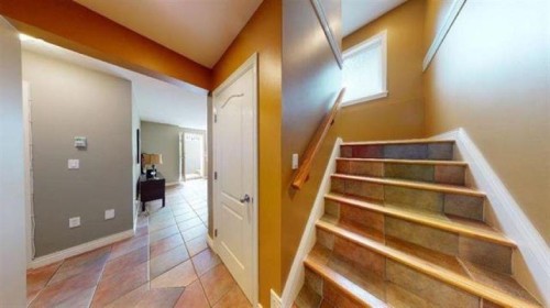 467 Kings Road W, North Vancouver, BC 