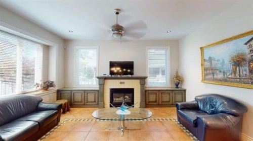 467 Kings Road W, North Vancouver, BC 