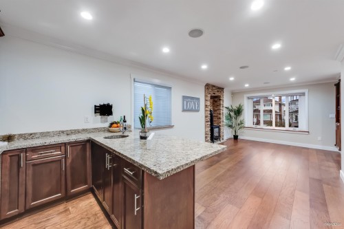 6167 Commercial Street, Vancouver, BC 