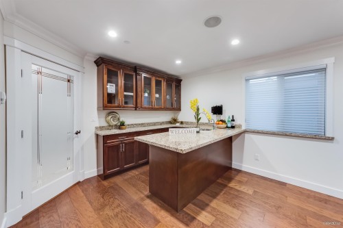 6167 Commercial Street, Vancouver, BC 