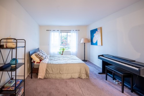 207-128 8Th Street W, North Vancouver, BC 