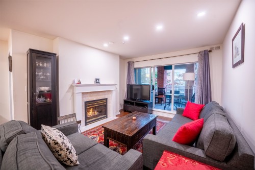 207-128 8Th Street W, North Vancouver, BC 