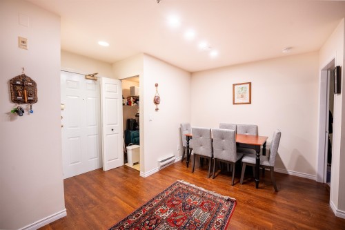 207-128 8Th Street W, North Vancouver, BC 