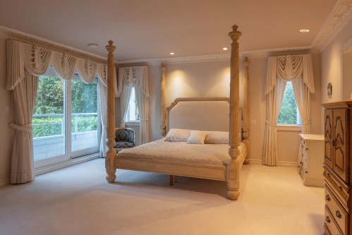 835 Highland Drive, West Vancouver, BC 