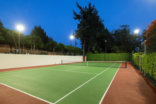 835 Highland Drive, West Vancouver, BC 