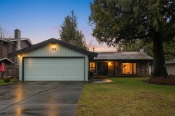 129 53 Street  Delta, BC V4M 3B3