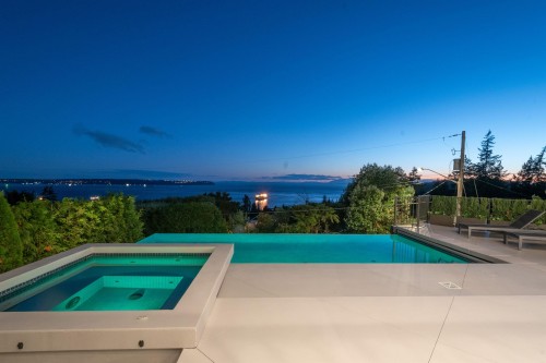 4135 Burkehill Place, West Vancouver, BC 