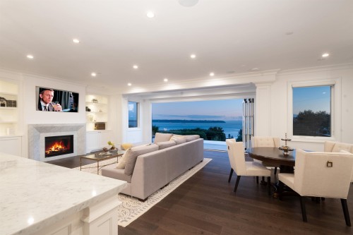 4135 Burkehill Place, West Vancouver, BC 