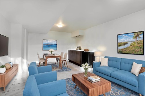 2579 Pender Street E, Vancouver, BC 