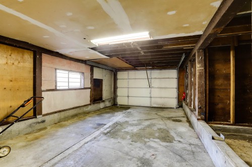 2579 Pender Street E, Vancouver, BC 