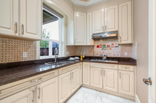 6331 Bellflower Drive, Richmond, BC 