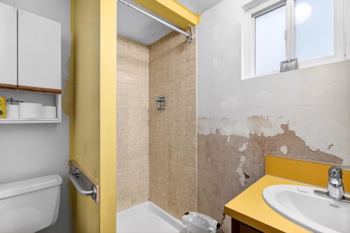 3243 Salt Spring Avenue, Coquitlam, BC 