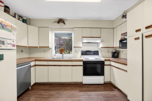 3243 Salt Spring Avenue, Coquitlam, BC 