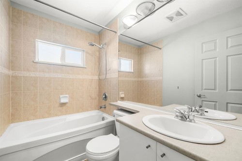 3265 Clermont Mews, Vancouver, BC 