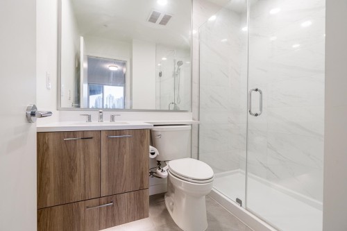 523-7599 15Th Street, Burnaby, BC 