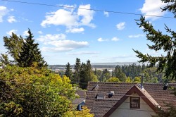 4042 34th Avenue W Vancouver, BC V6N 2L7