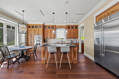 4042 34Th Avenue W, Vancouver, BC 