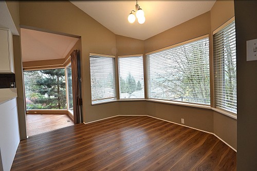 1092 Corona Crescent, Coquitlam, BC 