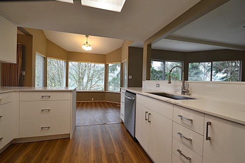 1092 Corona Crescent, Coquitlam, BC 