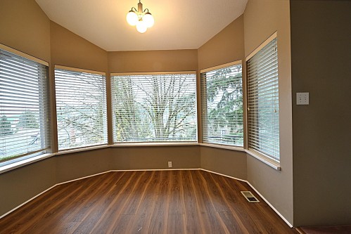 1092 Corona Crescent, Coquitlam, BC 