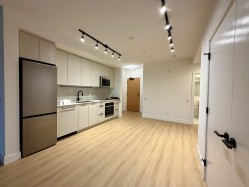 502-3055 Murray Street  Port Moody, BC V3H 1X3