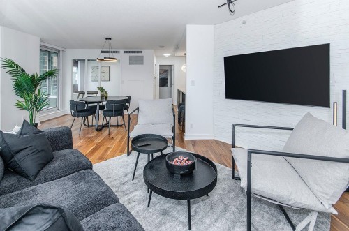 918 Cooperage Way Street, Vancouver, BC 