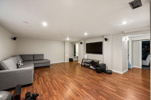 6050 Athlone Street, Vancouver, BC 