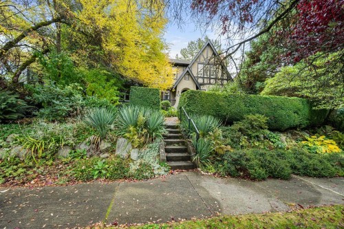 6050 Athlone Street, Vancouver, BC 