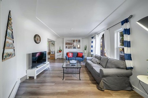 3694 16Th Avenue W, Vancouver, BC 