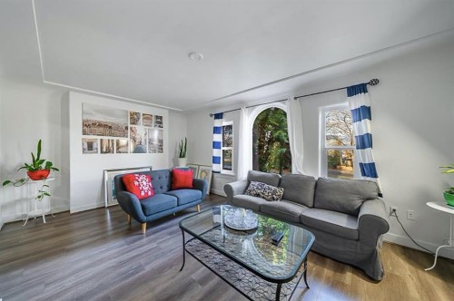 3694 16Th Avenue W, Vancouver, BC 