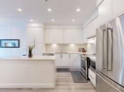 513-700 Clarke Road  Coquitlam, BC V3J 0K5