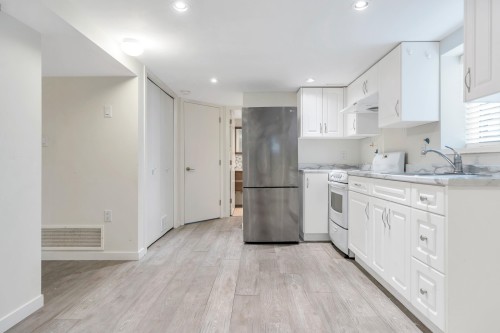 2052 41St Avenue E, Vancouver, BC 