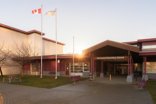 7668 Bennett Road, Richmond, BC 