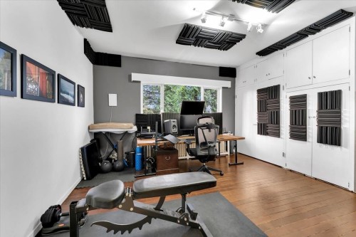 360 Keith Road, West Vancouver, BC 