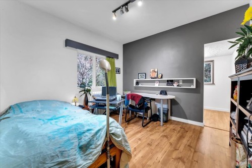 360 Keith Road, West Vancouver, BC 