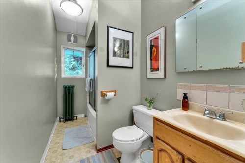 360 Keith Road, West Vancouver, BC 