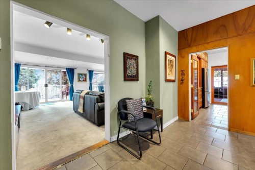 360 Keith Road, West Vancouver, BC 